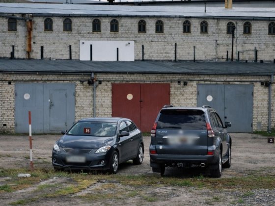 Гараж з підвалом Антонича Львів Сихів Львов