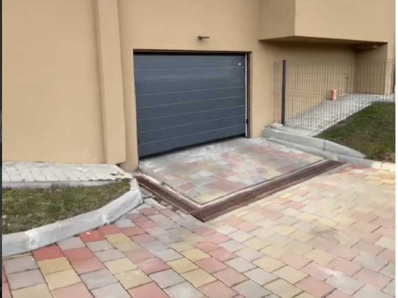 Оренда закритого паркомісця 15кв. в новобудові, вул. Молдавська Львов