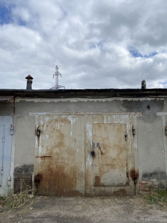 Гараж продаж львів - фото 1