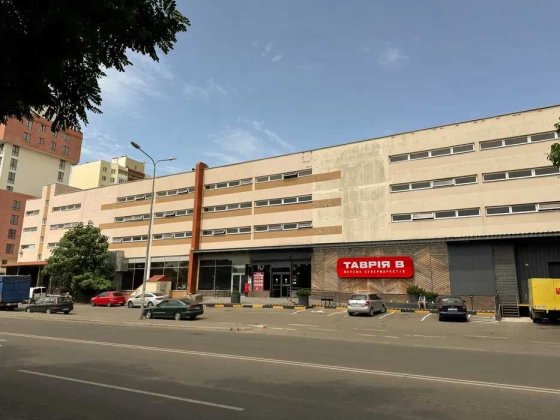 Продам 1.5 паркоместа 20.3м.кв на 3-м этаже Сахарова папашон Одесса