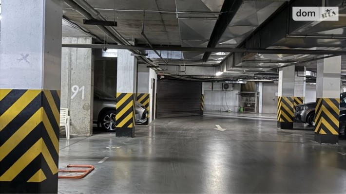 Продам парковочное место , Кадорр на Каманина - фото 1