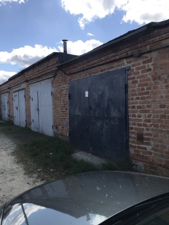 Гараж кирпичний в Супрунівці - фото 1