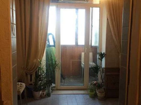 Продаж 1к квартири по вул Парково-Сирецька 15б. Сталінка. Київ