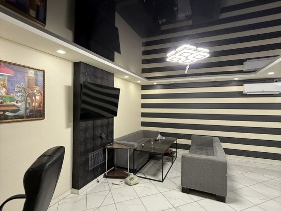 Продам будинок під бізнес або житло