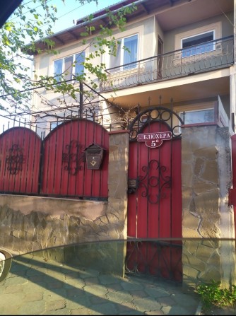 Продам двухэтажный жилой дом - фото 1