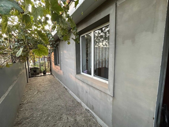 Продам дом в районе улицы Леси Украинки - фото 1