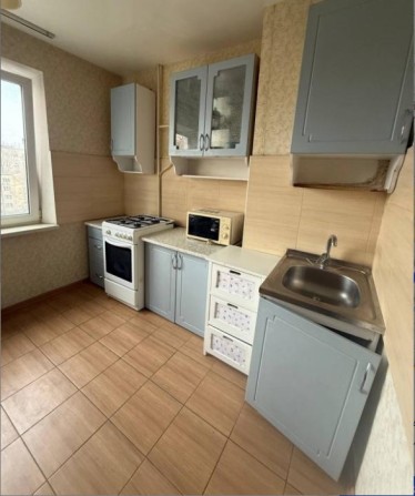 Продам 1 ком Чешку - фото 1