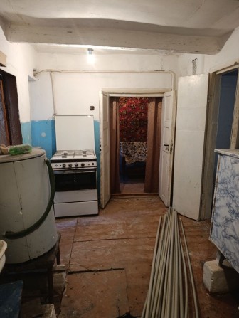 Продається частина будинку біля ринку - фото 1