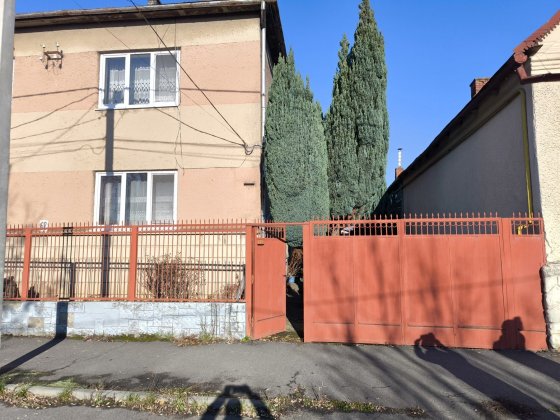 Продається будинок в центрі м.Берегове. Берегово