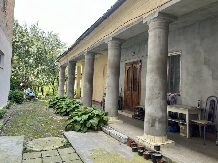 Дім 151 м2 ділянка 8 сот приватизована Центр Берегово Шевченка 7 - фото 1