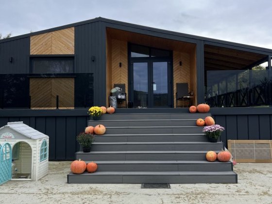 Продаж будинку з дорогим ремонтом Берегове