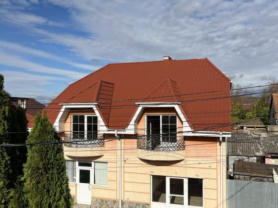 Новобудова 190 м2 Центр Берегово Берегове