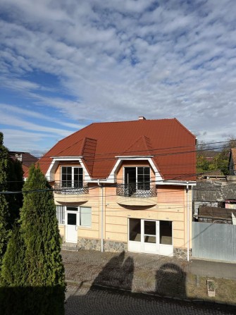 Новобудова 190 м2 Центр Берегово - фото 1