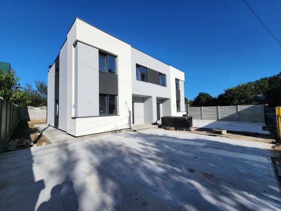 ВІтаю. Продам Будинок_Дуплекс, газ, котел, штукатурка, електрика. Боярка