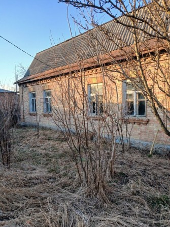 15 соток в с. Тарасівка з будинком під ремонт. - фото 1