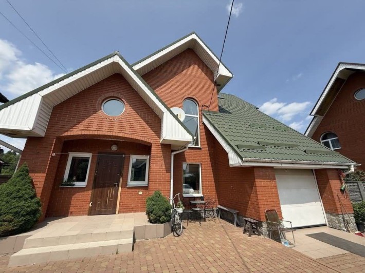 Продам будинок в тихому районі Василькова - фото 1