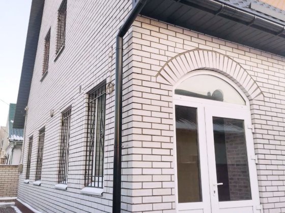 Продам 2 поверховий Новий будинок Кам'янське