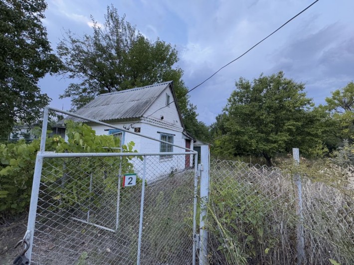 Дача ,Лес с Двух сторон Каменское ,левый берег 1 км. - фото 1