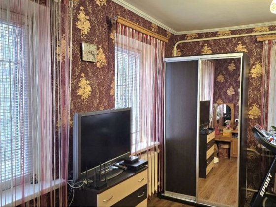 Продам автономный дом с солнечными панелями Кам'янське