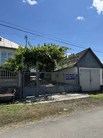 Продам  будинок в с.Хижа Берегівського району на кордоні з Руминією - фото 1