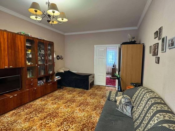 Продам половину будинку Володимир