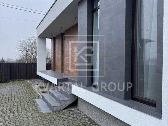 Продаж шикарного будинку з дизайнерським ремонтом.Оформлення мінімальн Боярка