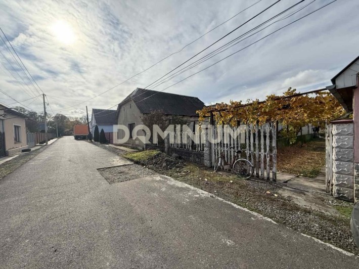 Продаж будинку в центрі Виноградова - фото 1