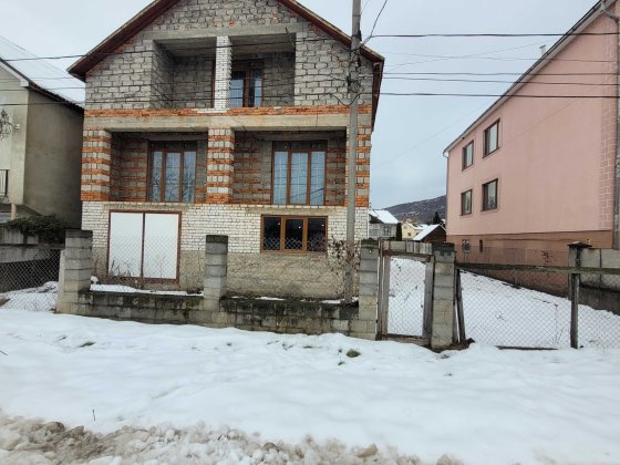 Житловий будинок Виноградов