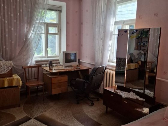 Продаж 1/2 будинку в місті Кам'янське