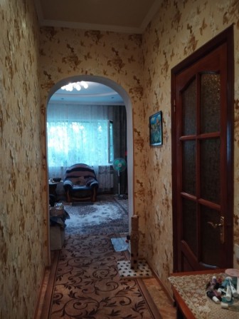 Продам 1/2 дома район 28 школы - фото 1