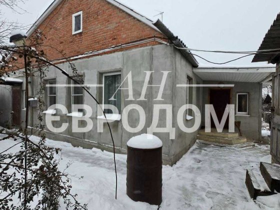 Продам дом на два входа в Высоком Високий