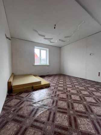 ОКРЕМИЙ будинок з ЧАСТКОВИМ ремонтом! виїзд на Богатирську - фото 1