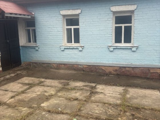 Продам пол дома по улице Путивльской Глухів