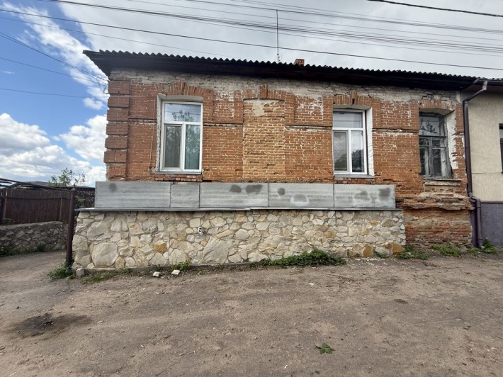 Продається будинок квартирного типу в місті Глухів +торг - фото 1