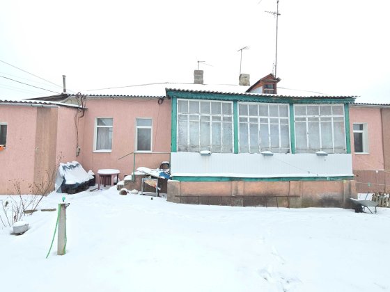 Продам часть дома посёлок Высокий  60000 Высокий