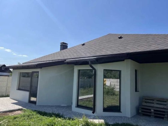 Продаётся новый современный дом 120 м² в посёлке Высокий(код 5453) Високий