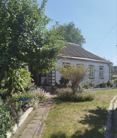 Продається затишний будинок в м. Городище ЧЕРКАСЬКОЇ ОБЛАСТІ - фото 1