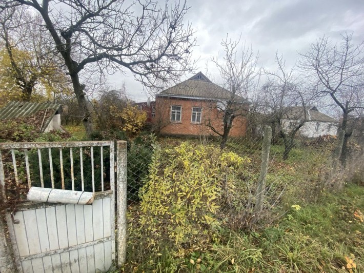 Будинок біля озера - фото 1