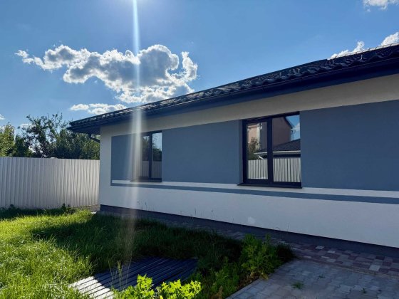 Дуплекс з новим ремонтом та ділянкою 3 сотки Сертифікат Гостомель