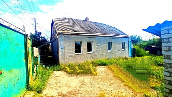 В м. Дергачі пропонується на продаж цегляний будинок мансардного типу - фото 1