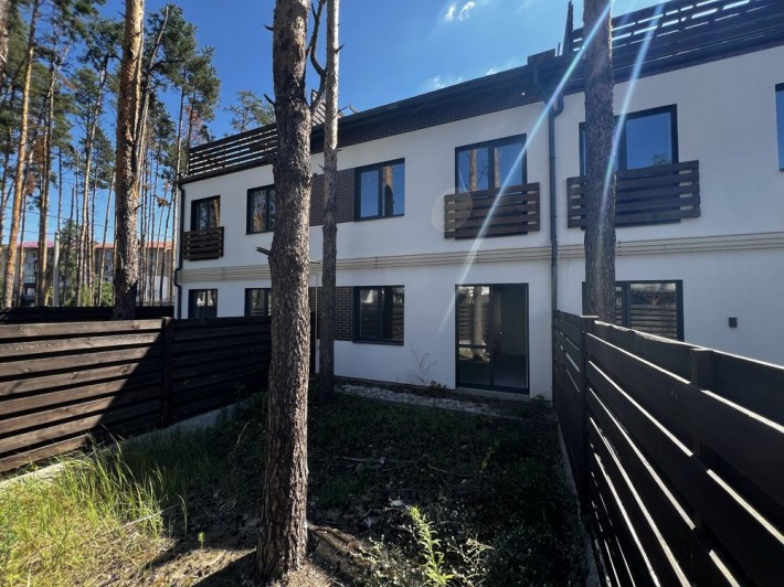 Таунхаус з максимальним оздобленням під фінішний ремонт. - фото 1