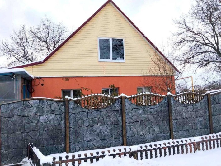 Продам добротний будинок в Дергачах р-н залізничного переїзду. - фото 1