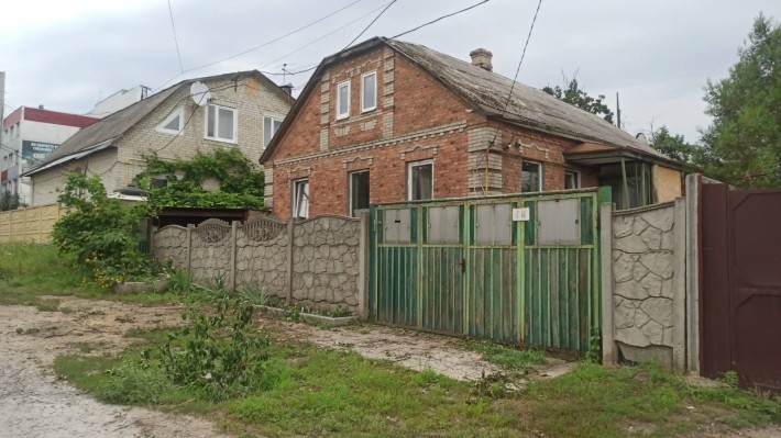 Продам цегляний будинок в Дергачах, район вокзалу. Сертифікат так. - фото 1