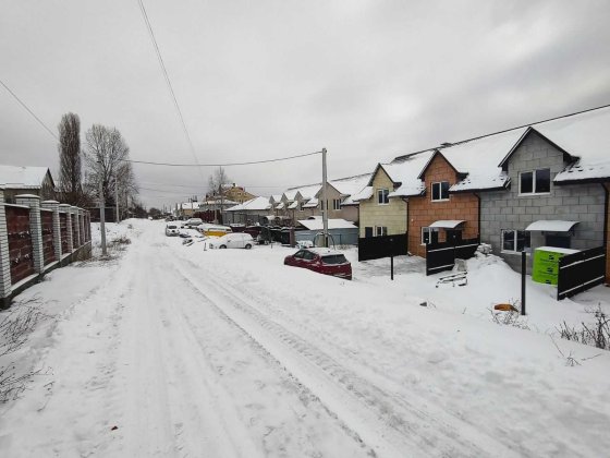 Продаж таунхаусу, 97 м кв., біля озера, техпаспорт Гостомель