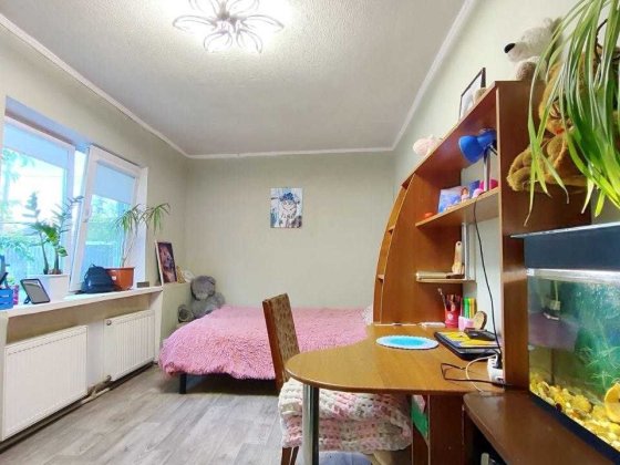 Продам будинок в Дергачах, р-н стадіону Дергачи