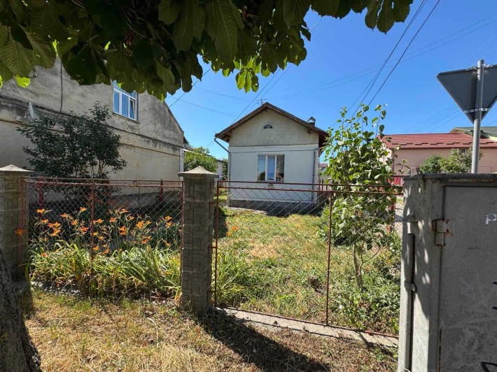 Продаж 3-х кім. будинку, гараж, земля, ближній центр, у м. Дрогобич! - фото 1