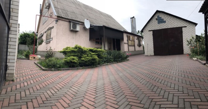 Продам шикарный дом в городе - фото 1