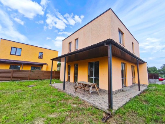 Новий сучасний будинок без ремонту у Гостомелі Гостомель