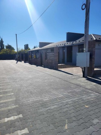 Таунхаус з міськими комунікаціями - фото 1