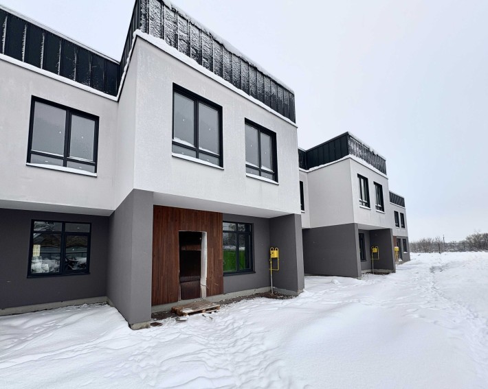 Таунхаус з газом, центральними комунікаціями. Центр. Держпрограми - фото 1